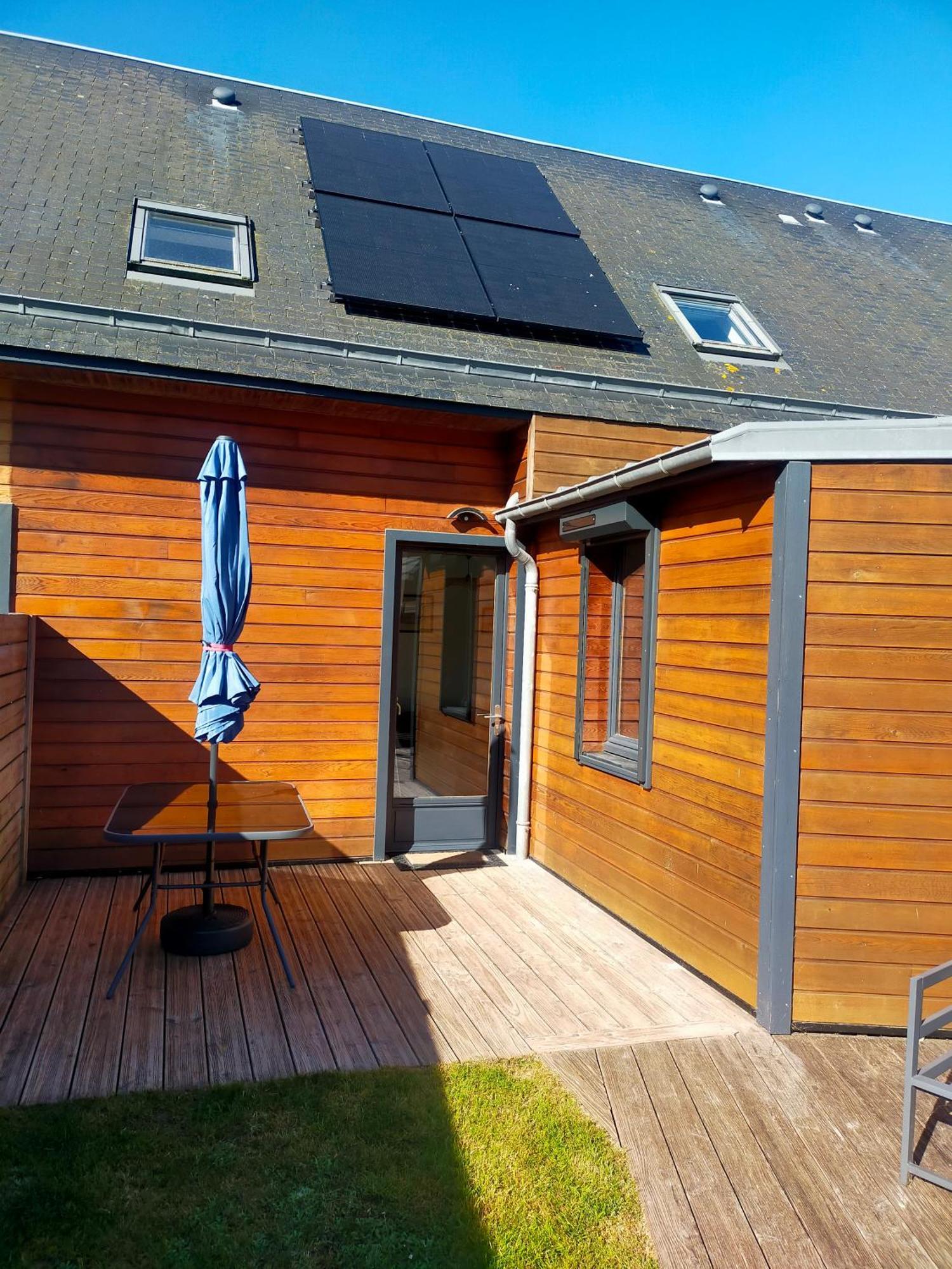 Maison Avec Terrasses A 300M De La Mer Juno Beach Bernieres-sur-Mer Luaran gambar